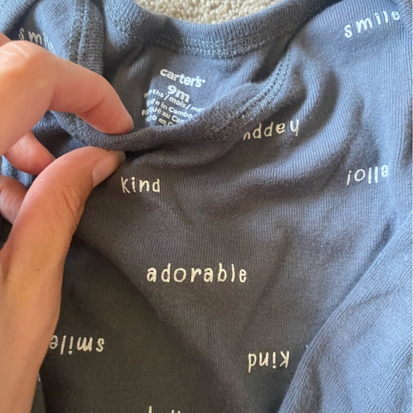 2 bodysuits without feet size 9 months - Picture 2 of 3